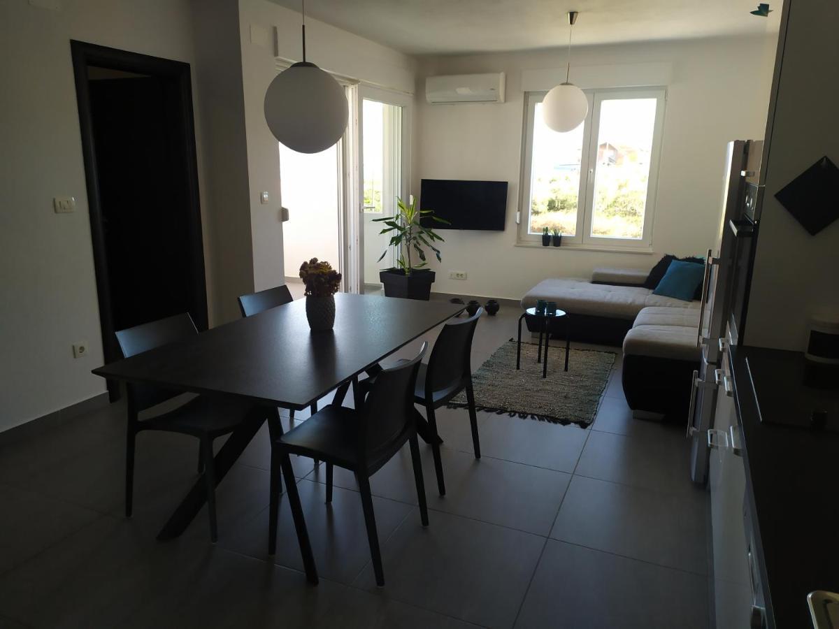 Tiamar Apartment Slatine Ngoại thất bức ảnh